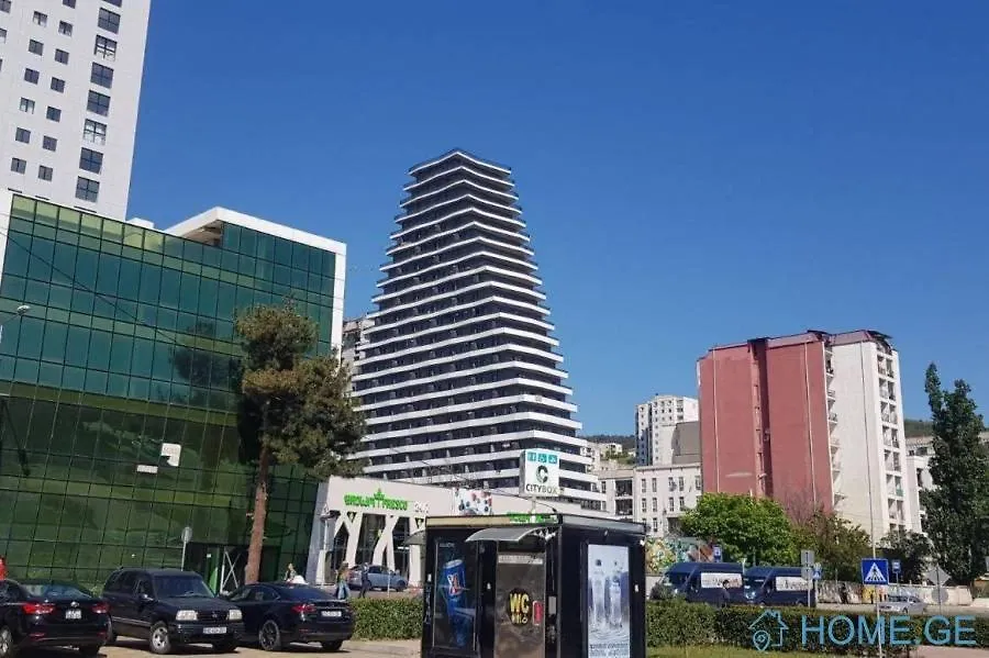 Tetris Building, Apartment In Piramida تبليسي 0*,  جورجيا