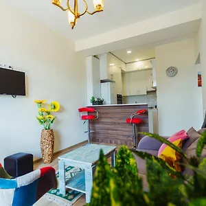 Pekini Plaza Апартаменты