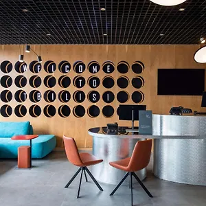 4* Hotel Ibis Airport
