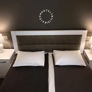 Aleon Oda ve Kahvaltı