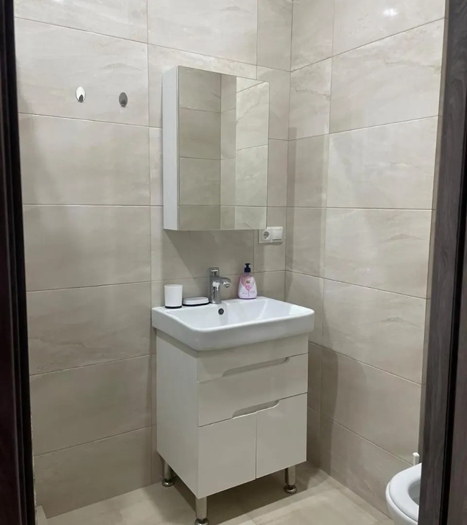Tetris Building, Apartment In Piramida Tbilisi